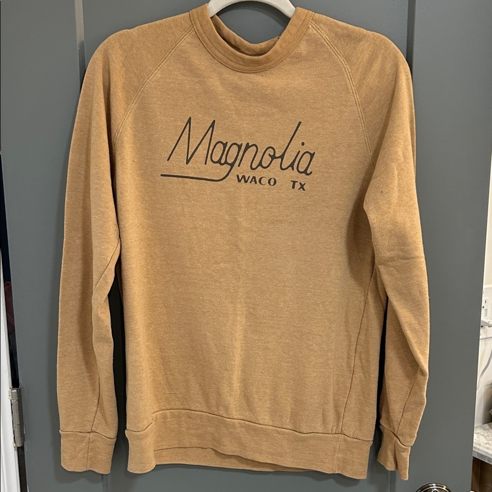 Magnolia Women’s Crewneck Sweatshirt Size Medium - Picture 2 of 4